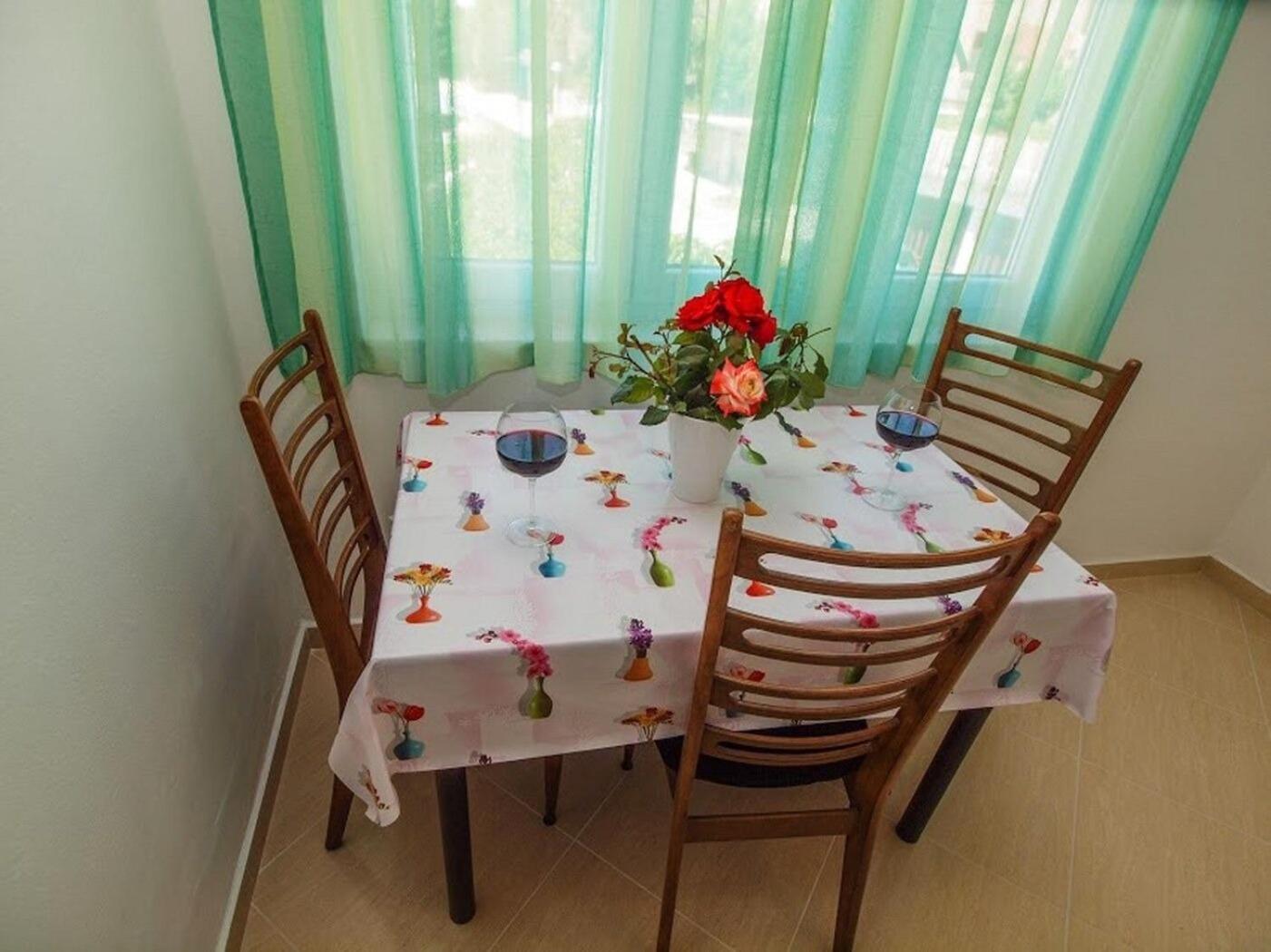 Apartments Gogi Живогоще Екстер'єр фото
